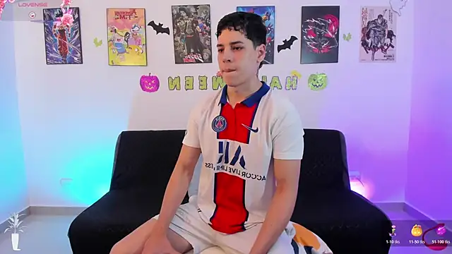 jonathanjoestar  online show from November 5, 2025, 8:42 pm