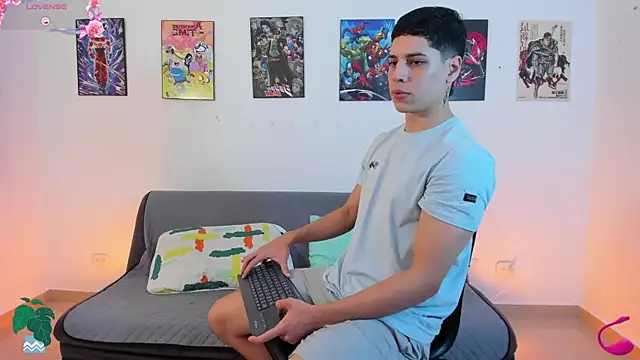 jonathanjoestar  online show from November 21, 2025, 10:52 pm