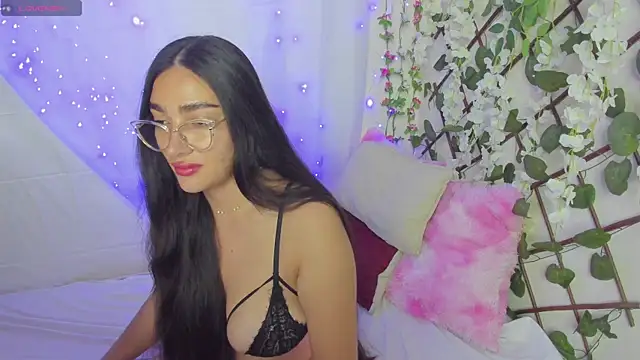 zara41 online show from March 26, 2026, 5:51 pm