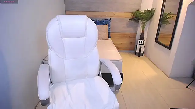 Violetta rainbow online show from March 21, 2025, 4:39 am