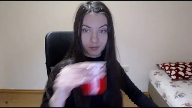 CuteJollie4U online show from January 10, 2025, 6:28 pm