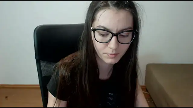 CuteJollie4U online show from March 12, 2025, 8:10 pm