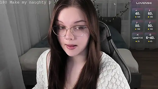 EvaBae online show from September 27, 2025, 9:31 pm