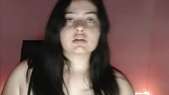 Stephania 18 online show from September 19, 2025, 6:30 pm