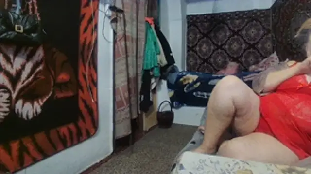 Snapshot of NataliiaRosa54 chatting on December 16, 2025, 5:56 am NataliiaRosa54 online show from December 16, 2025, 5:56 am