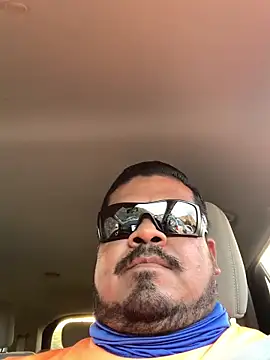 Snapshot of ThickD619 chatting on September 30, 2025, 1:10 am ThickD619 online show from September 30, 2025, 1:10 am