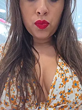 GatitaXD27 online show from November 22, 2025, 10:36 am