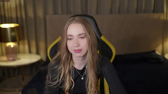 Linda054 online show from February 14, 2025, 3:36 pm