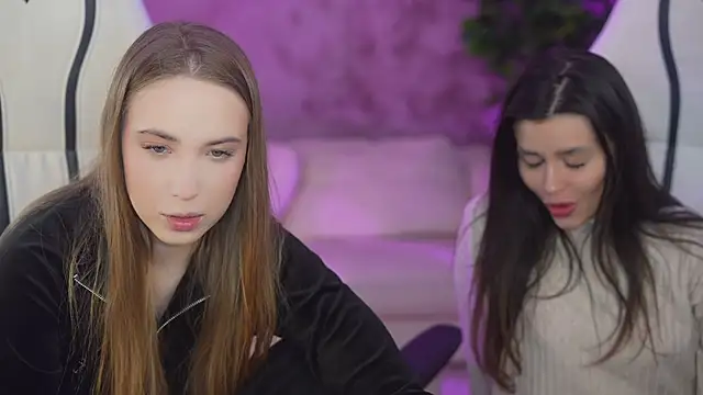 Linda054 online show from February 16, 2025, 12:30 am