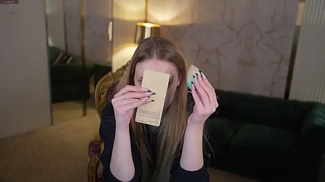 Linda054 online show from November 28, 2025, 1:30 am