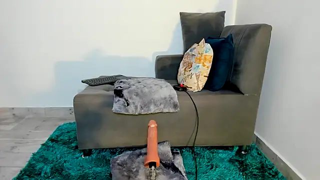 Amelie hills02 online show from April 9, 2026, 10:09 am