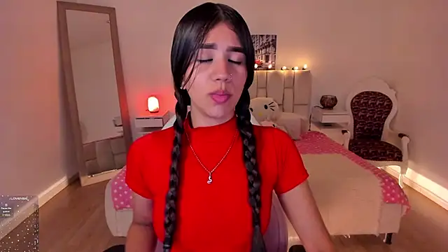 Snapshot of Sophia_rincon chatting on September 24, 2025, 7:17 pm Sophia rincon online show from September 24, 2025, 7:17 pm