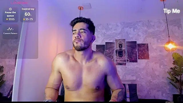 Snapshot of Nate_franco chatting on November 15, 2025, 7:32 pm Nate franco online show from November 15, 2025, 7:32 pm