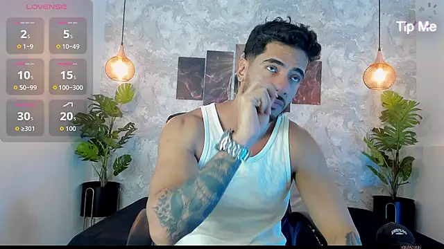 Snapshot of Nate_franco chatting on November 18, 2025, 5:56 am Nate franco online show from November 18, 2025, 5:56 am