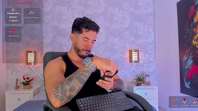 Snapshot of Nate_franco chatting on November 22, 2025, 7:07 am Nate franco online show from November 22, 2025, 7:07 am