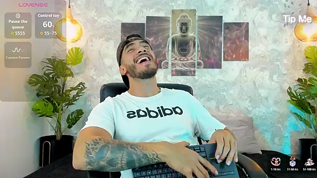 Snapshot of Nate_franco chatting on November 25, 2025, 12:32 am Nate franco online show from November 25, 2025, 12:32 am