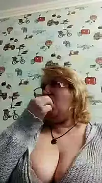 Forest-Lady online show from March 12, 2025, 4:46 pm