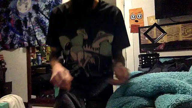 Snapshot of Robriguezxxx chatting on January 4, 2025, 12:59 am Robriguezxxx online show from January 4, 2025, 12:59 am