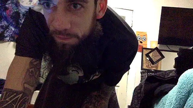 Snapshot of Robriguezxxx chatting on January 4, 2025, 9:00 am Robriguezxxx online show from January 4, 2025, 9:00 am