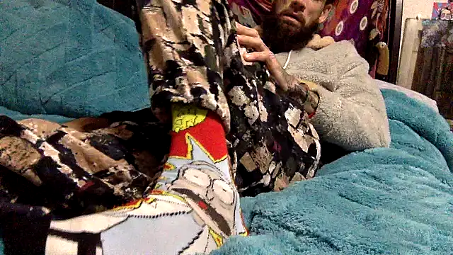 Snapshot of Robriguezxxx chatting on January 5, 2025, 6:24 am Robriguezxxx online show from January 5, 2025, 6:24 am