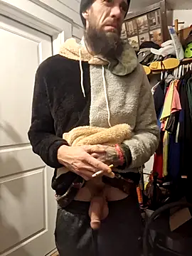 Snapshot of Robriguezxxx chatting on January 10, 2025, 8:18 am Robriguezxxx online show from January 10, 2025, 8:18 am