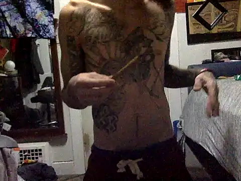 Snapshot of Robriguezxxx chatting on January 12, 2025, 12:49 am Robriguezxxx online show from January 12, 2025, 12:49 am