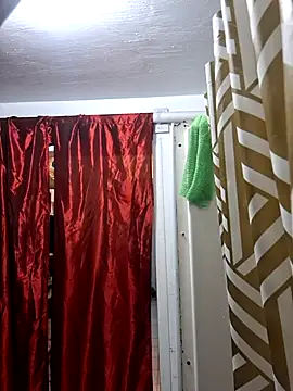 Snapshot of Robriguezxxx chatting on January 13, 2025, 8:15 am Robriguezxxx online show from January 13, 2025, 8:15 am