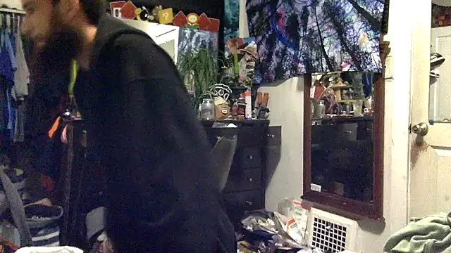 Snapshot of Robriguezxxx chatting on January 14, 2025, 8:52 am Robriguezxxx online show from January 14, 2025, 8:52 am