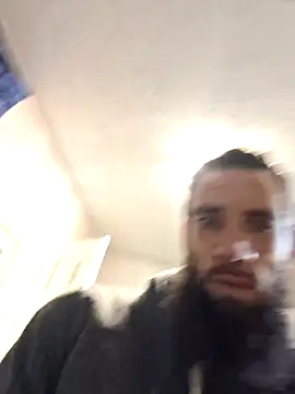 Snapshot of Robriguezxxx chatting on January 16, 2025, 3:56 pm Robriguezxxx online show from January 16, 2025, 3:56 pm