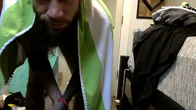 Snapshot of Robriguezxxx chatting on January 22, 2025, 3:18 pm Robriguezxxx online show from January 22, 2025, 3:18 pm