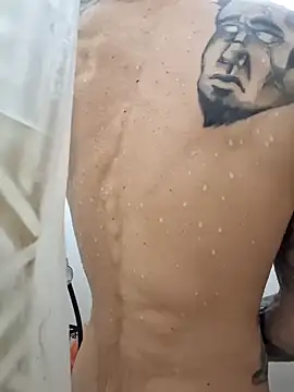 Snapshot of Robriguezxxx chatting on January 23, 2025, 10:22 am Robriguezxxx online show from January 23, 2025, 10:22 am