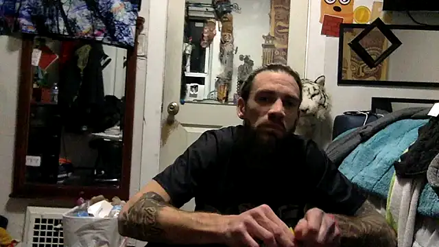 Snapshot of Robriguezxxx chatting on January 30, 2025, 4:06 am Robriguezxxx online show from January 30, 2025, 4:06 am