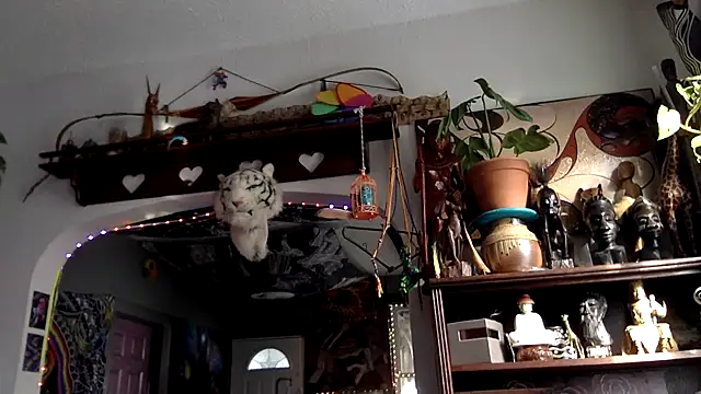 Snapshot of Robriguezxxx chatting on February 16, 2025, 4:21 pm Robriguezxxx online show from February 16, 2025, 4:21 pm