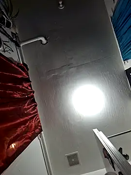 Snapshot of Robriguezxxx chatting on March 13, 2025, 7:42 am Robriguezxxx online show from March 13, 2025, 7:42 am