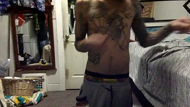 Snapshot of Robriguezxxx chatting on March 14, 2025, 1:37 am Robriguezxxx online show from March 14, 2025, 1:37 am