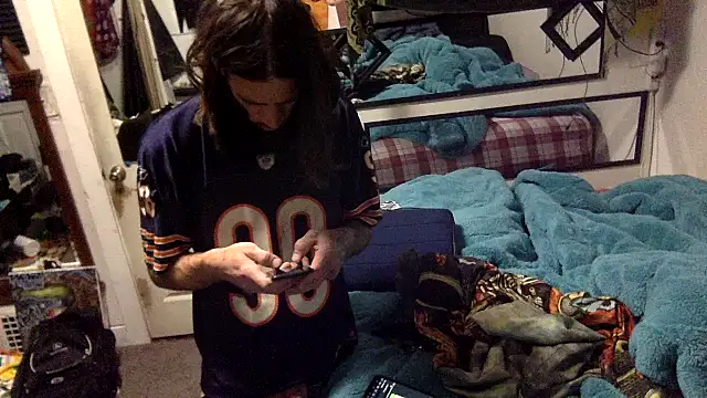 Snapshot of Robriguezxxx chatting on March 17, 2025, 3:25 am Robriguezxxx online show from March 17, 2025, 3:25 am