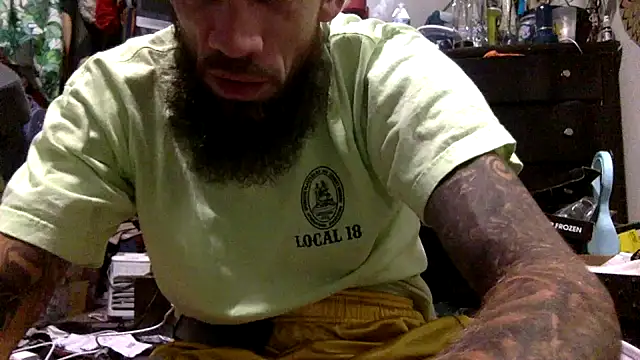 Snapshot of Robriguezxxx chatting on September 10, 2025, 3:50 am Robriguezxxx online show from September 10, 2025, 3:50 am