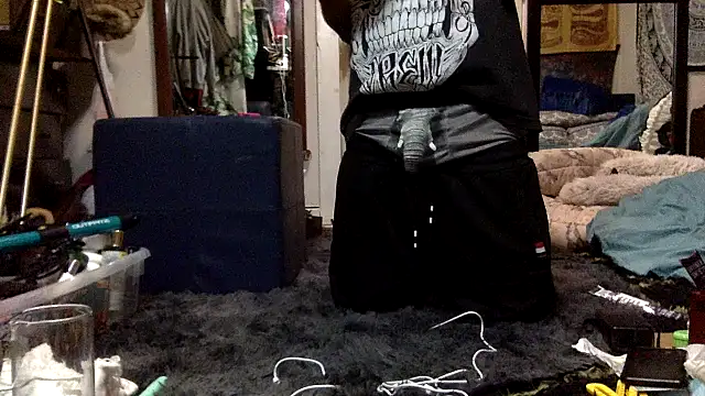 Snapshot of Robriguezxxx chatting on October 26, 2025, 4:29 am Robriguezxxx online show from October 26, 2025, 4:29 am