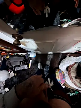 Snapshot of Robriguezxxx chatting on November 9, 2025, 7:06 am Robriguezxxx online show from November 9, 2025, 7:06 am