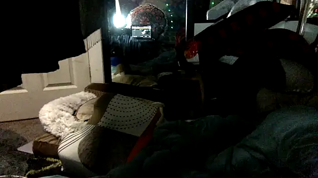 Snapshot of Robriguezxxx chatting on November 18, 2025, 5:45 am Robriguezxxx online show from November 18, 2025, 5:45 am