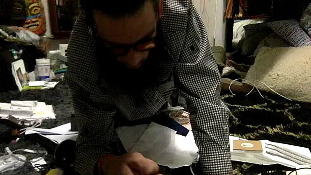 Snapshot of Robriguezxxx chatting on December 16, 2025, 8:08 am Robriguezxxx online show from December 16, 2025, 8:08 am