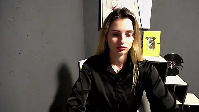 Snapshot of lady_olivia_ chatting on May 8, 2026, 4:34 pm lady olivia online show from May 8, 2026, 4:34 pm