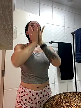 Snapshot of YasmimBrasil chatting on November 1, 2025, 8:38 am YasmimBrasil online show from November 1, 2025, 8:38 am