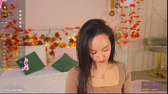 Snapshot of Lolly_Neal chatting on November 30, 2025, 4:49 am Lolly Neal online show from November 30, 2025, 4:49 am