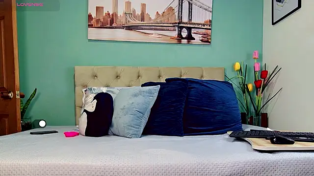 yanella fire online show from March 13, 2026, 10:11 am