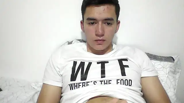 Snapshot of Estebitan_vm chatting on October 7, 2025, 4:09 am Estebitan vm online show from October 7, 2025, 4:09 am