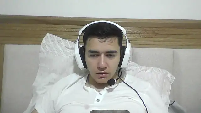 Estebitan vm online show from March 31, 2026, 4:57 am