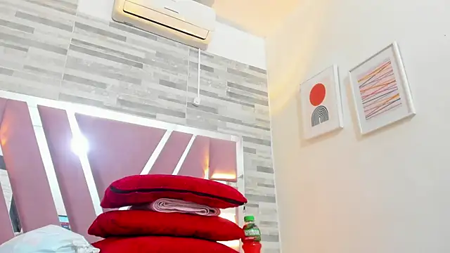 ebony priincess online show from October 29, 2025, 1:41 am