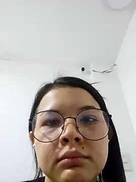 azumiichan online show from March 1, 2026, 1:18 am