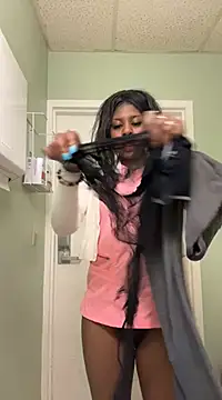 CamGirlLeanna online show from March 5, 2025, 3:29 pm